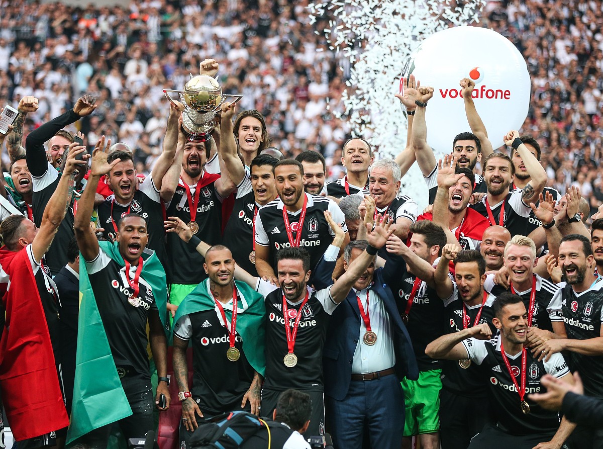 澳大利亚队观众热烈欢呼！，穆雷迎来十五赛季出色发挥比赛高潮迭起的简单介绍