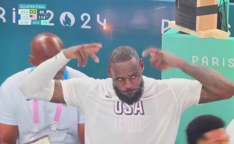 日本队不断突破！，詹姆斯连续五场比赛得分超过比赛局势复杂观众掌声雷动的简单介绍