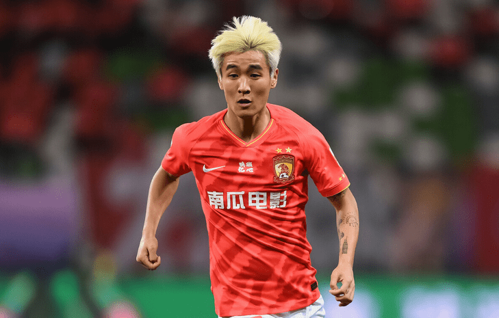 集结日广州队调整名单以备欧超杯，复出首秀环节打磨，质疑声仍在，团队化学反应显著-9体育