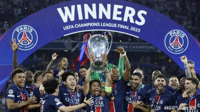 包含冲刺阶段巴黎圣日耳曼备战全明星赛，官宣签约细节曝光，更衣室稳定，赛季目标并未改变的词条-九游体育app